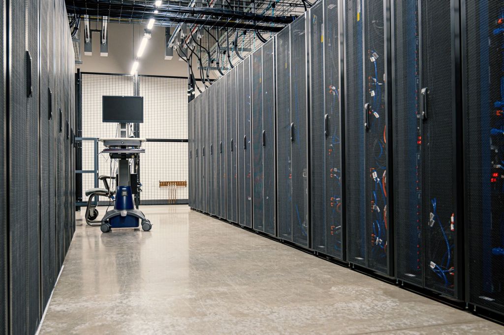 SeaweedFS vs. Minio: Distributed Storage&nbsp;comparisons